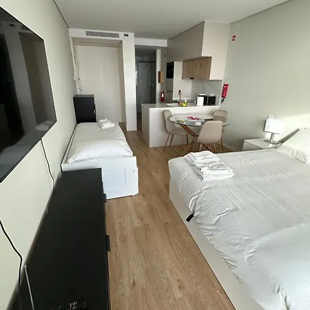 New Douro Tower 305 With Shared Pool And Parking * Vila Nova de Gaia