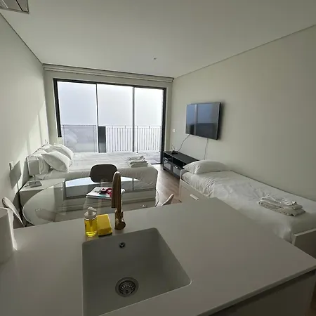 New Douro Tower 305 With Shared Pool And Parking *