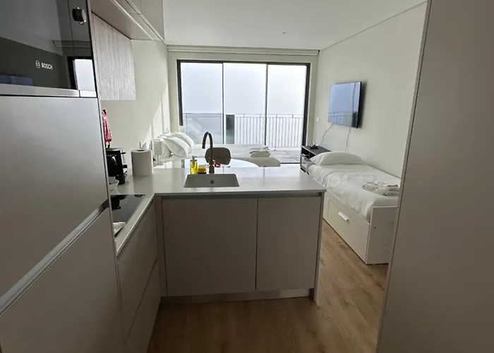 Apartment New Douro Tower 305 With Shared Pool And Parking Vila Nova de Gaia