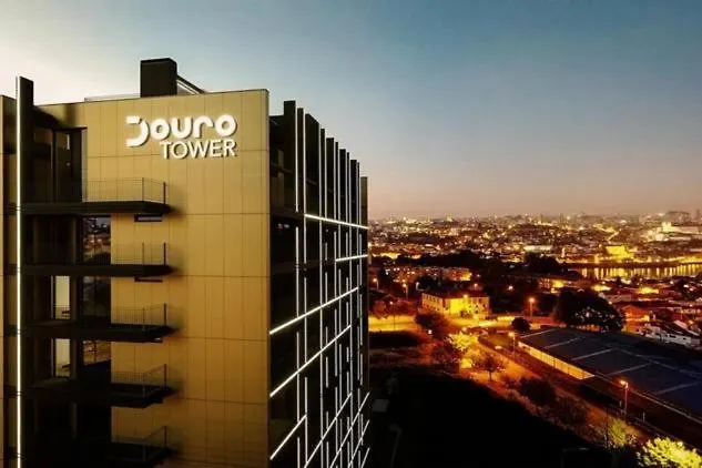 New Douro Tower 305 With Shared Pool And Parking * ヴィラ・ノヴァ・デ・ガイア